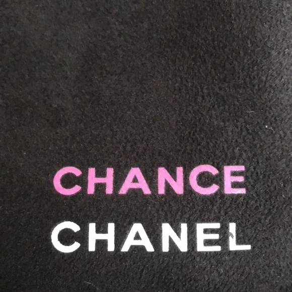 Chance Chanel cosmetic bag - Picture 9 of 10